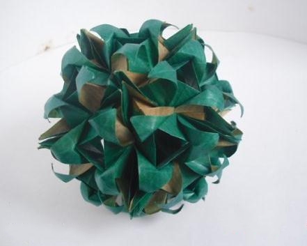 灯笼制作方法的图解教程手把手教你制作出漂亮的折纸花球灯笼