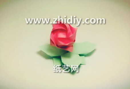 川崎 玫瑰/川崎玫瑰的折法一直是最火爆的纸花手工制作方法，这种漂亮的...