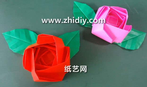 玫瑰花的折法视频教程之手工折纸玫瑰花的制作方法