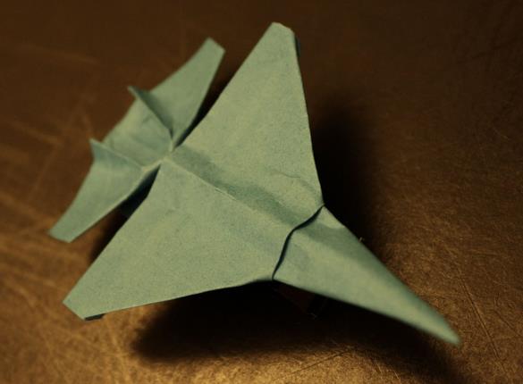 折纸战斗机之F15鹰式折纸战斗机的折法视频教