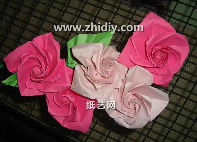 折纸玫瑰花的折法大全教程手把手教你制作湿法折纸玫瑰花的折法