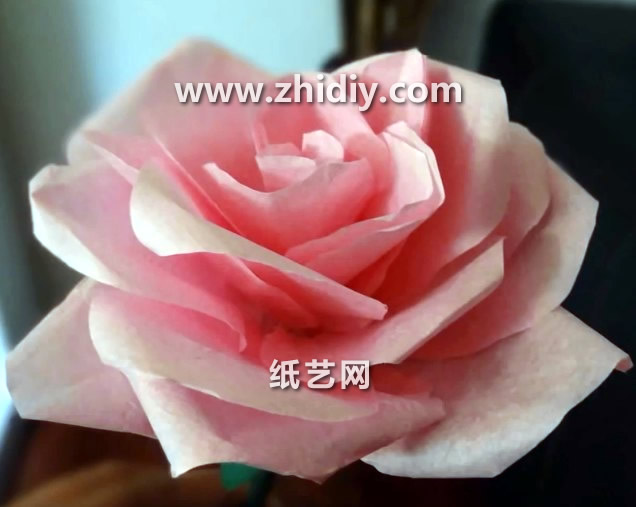 纸玫瑰花的折法教程手把手教你制作出精美的折纸玫瑰