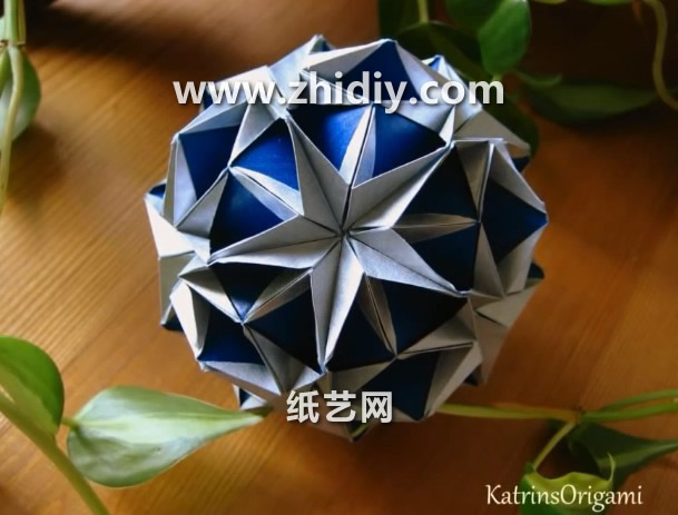 折纸花球的灯笼制作方法大全教你制作出精美的手工折纸花球