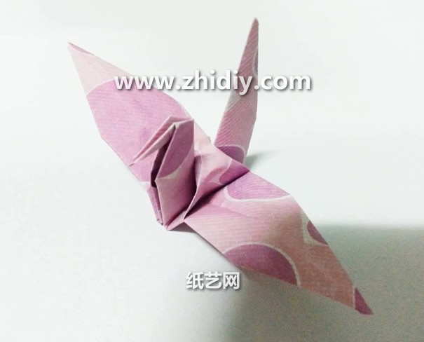 儿童节手工折纸教程手把手教你制作经典的折纸千纸鹤的制作