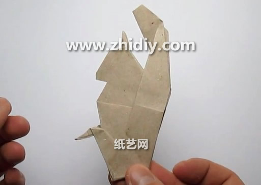 手工折纸松鼠教程教你折叠出可爱的小松鼠来