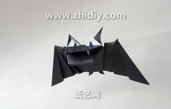 手工折纸大全教你万圣节手工折纸蝙蝠的折法