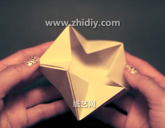 手工折纸大全一步一步的教你学习折纸星星盒子应该如何制作
