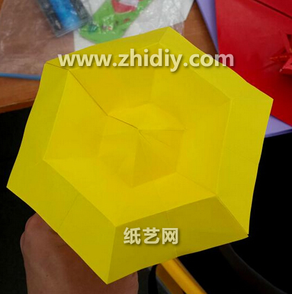 手工折纸雨伞折纸太阳伞手工折纸教程教你折叠出可爱的折纸伞来