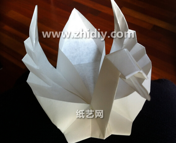 手工折纸千纸鹤的折法教程教你制作出可爱的折纸千纸鹤