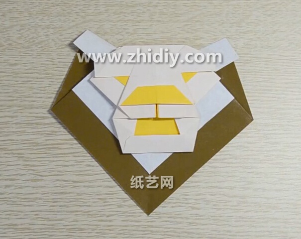 万圣节手工折纸狮子折纸面具的折法视频教程