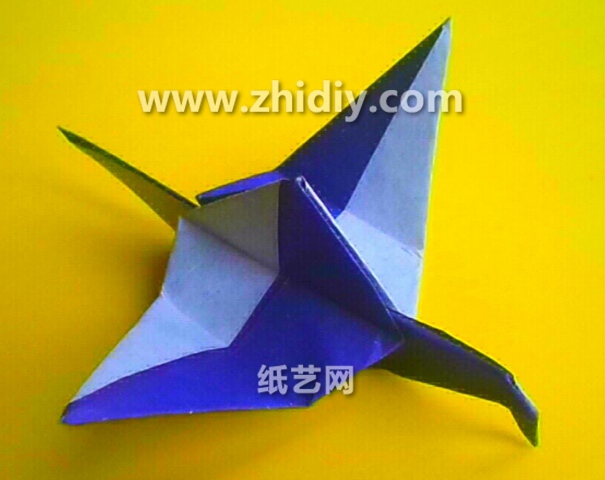 双色创意会飞的折纸千纸鹤的折法教程教你学习如何制作精美折纸千纸鹤