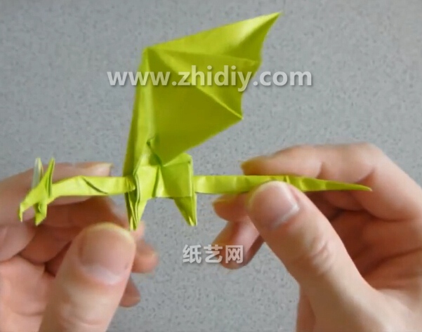 手工简单折纸龙的折法教程教你学习如何制作折纸龙