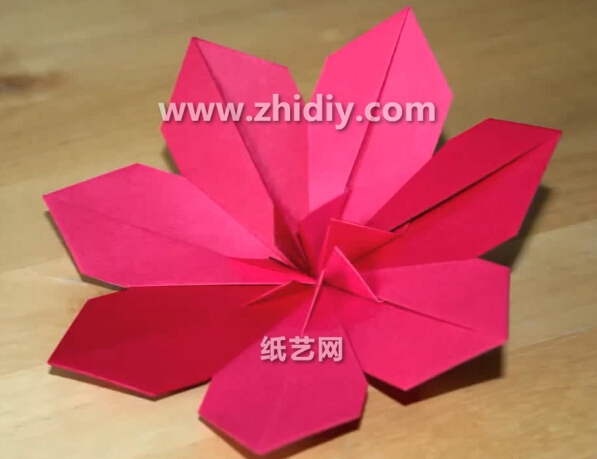 手工折纸花铁线莲的折法视频教程手把手教你学习如何制作折纸花铁线莲