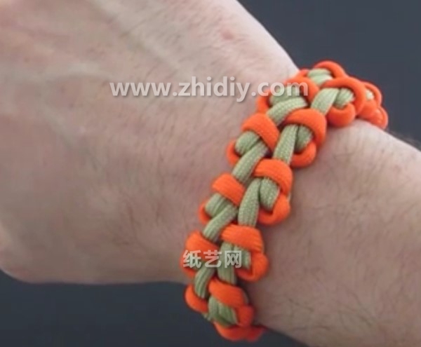 中国结绕指节手链编织方法教程教你学习如何编织精美手链