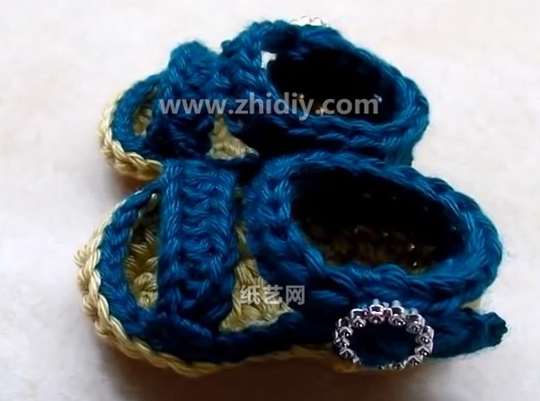 简单钩针编织婴儿鞋宝宝鞋的编法教程