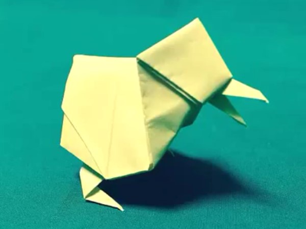 立体折纸小鸡的折法制作教程手把手教你学习如何制作折纸小鸡