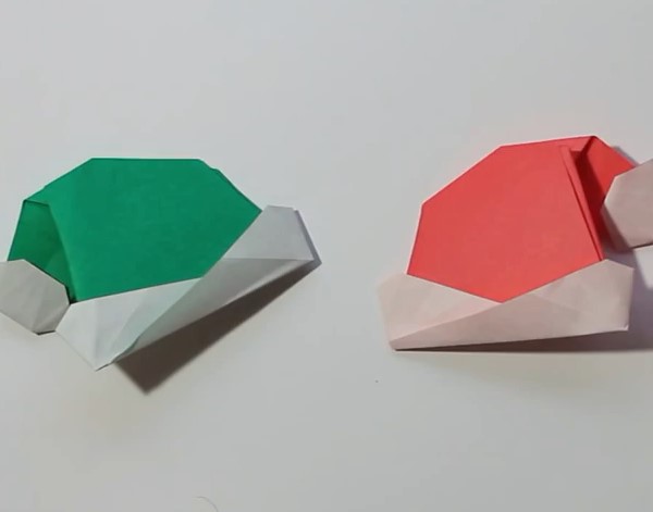 手工折纸教程手把手教你学习如何制作出可爱的折纸圣诞帽