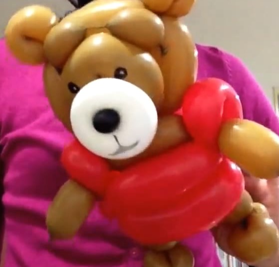 气球造型手把手教你泰迪熊魔术气球的制作 - 纸艺网