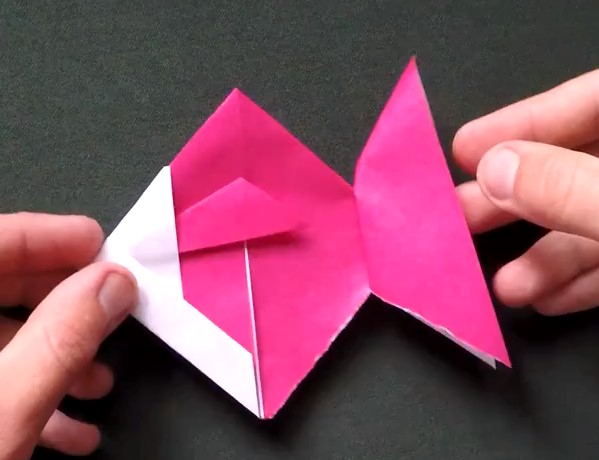 儿童折纸金鱼的手工制作教程教你折叠可爱的折纸金鱼