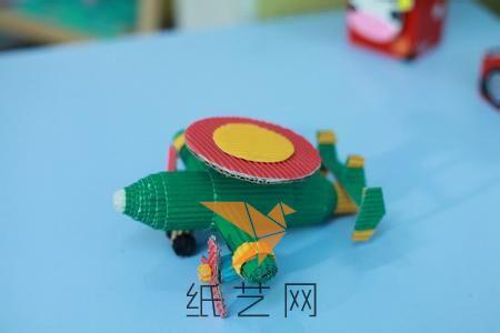 送给小朋友的玩具---手工制作瓦楞纸直升机 - 纸艺网
