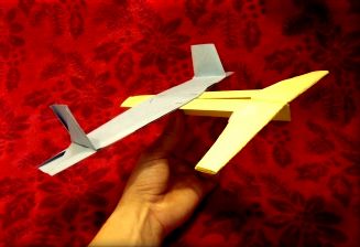 独特的组合式纸飞机制作方法手把手教你制作折纸飞机
