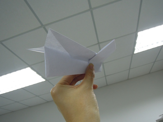 超级盘旋者折纸飞机的折法图解教程手把手教你制作漂亮的超级盘旋者纸飞机