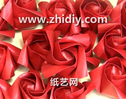 手工折纸川崎玫瑰的简单折纸视频教程教你制作可爱的川崎玫瑰花