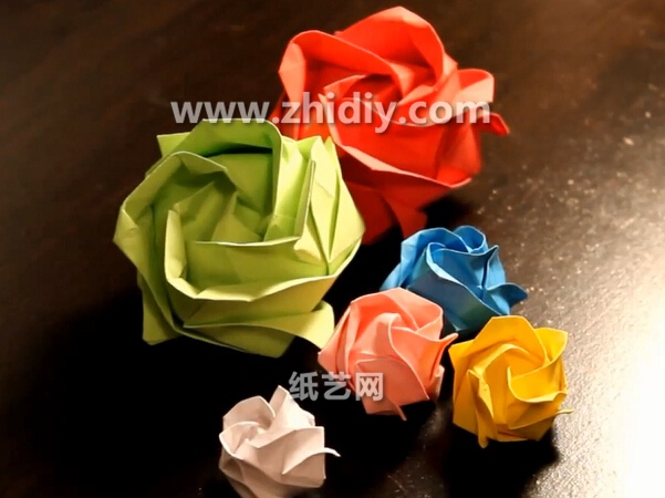 玫瑰花的折纸制作教程