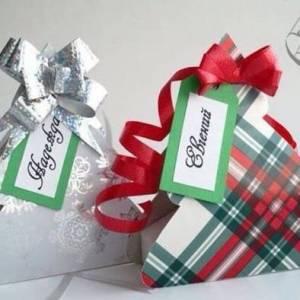 一款特别漂亮的圣诞树包装盒的折叠展开图