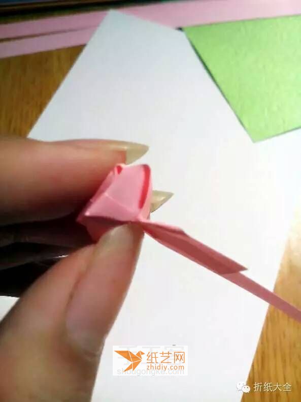 折纸系列之——教你折花『转』 第9步