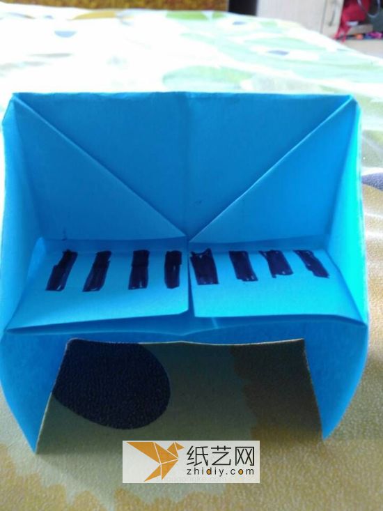 折纸钢琴 第1步