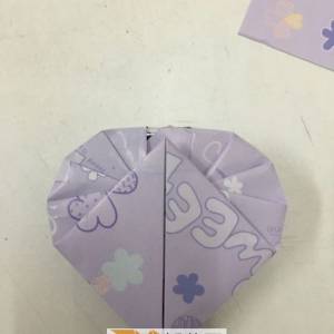 情人节爱心折纸礼盒的图解教程 手工心形收纳盒的折纸方法