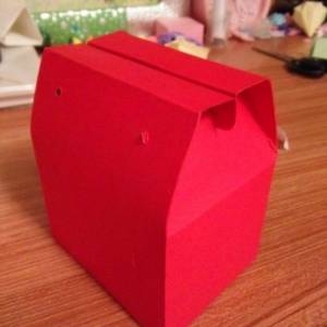 折纸礼品盒的简单折叠制作教程 手工礼物如何进行精美包装