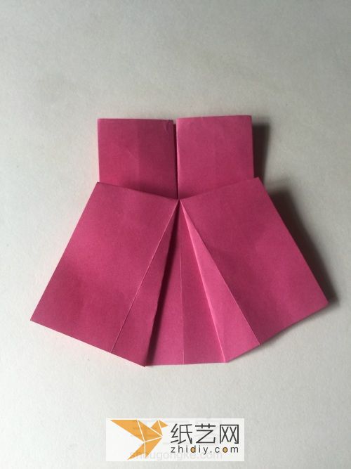 纸裙折法 第7步