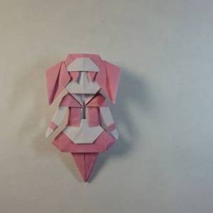 使用折纸折叠看起来比较复杂的女孩步骤图解教程