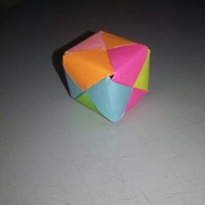 教你彩色折纸立方体的制作教程