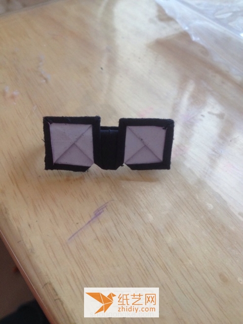 趣味折纸眼镜的制作教程