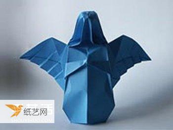 使用折纸折叠带着翅膀的立体天使图解教程
