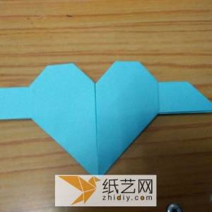 情人节手工折纸带翅膀的折纸心