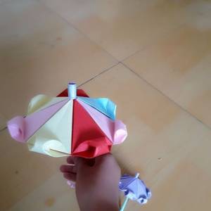 漂亮折纸太阳伞的制作教程图解