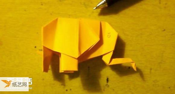 用纸折叠平面大象的方法