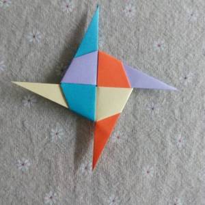 折纸飞镖图解教程 儿童折纸玩具的制作方法