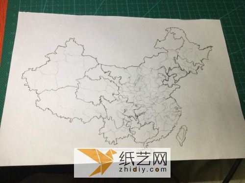 中国地图剪纸教程 第1步