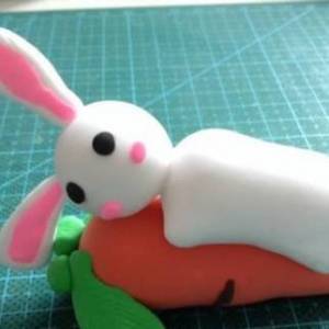 收集超轻粘土制作可爱兔子和胡萝卜的方法教程