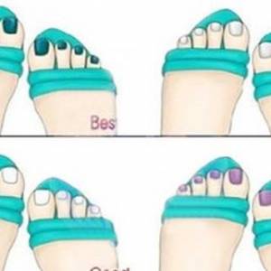夏季女生必学的凉鞋和指甲油颜色的搭配方法