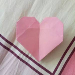挺简单的折纸爱心情人节礼物