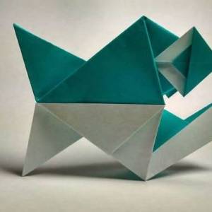 使用折纸手工折叠纸食人鱼的步骤方法图解