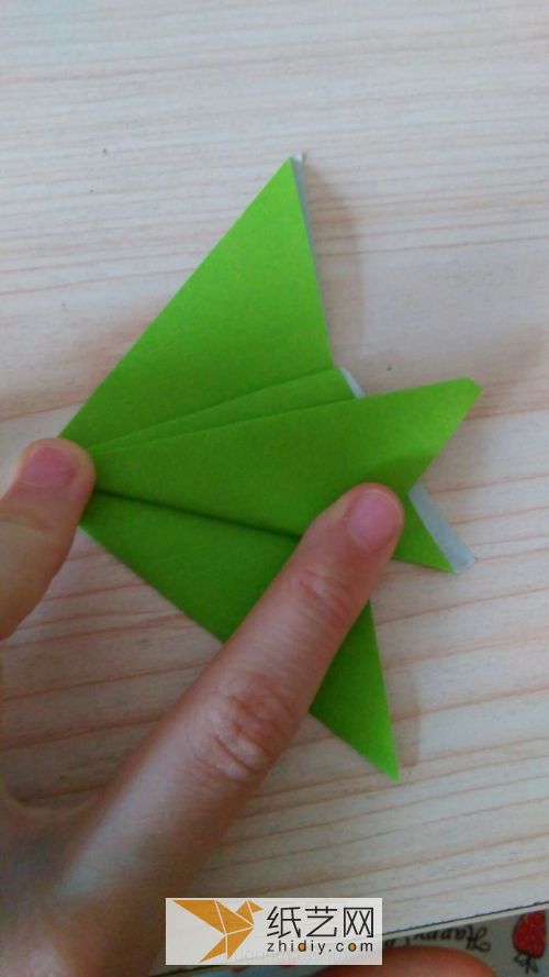 超简单的折纸 第4步