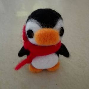 羊毛毡的小企鹅玩偶制作教程 做一对就是情人节礼物啦