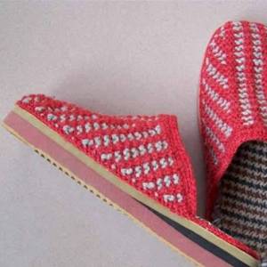 使用棒针编织毛线拖鞋的步骤图解